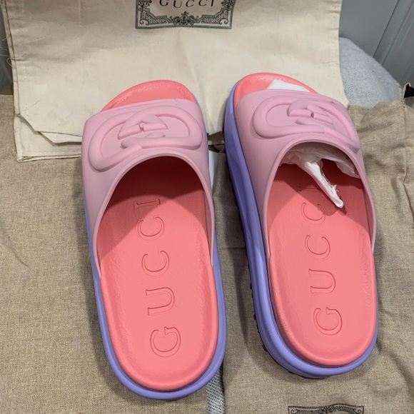 GUCCI MULES *THIS COLORWAY NO LONGER AVAILABLE* - Picture 2 of 7